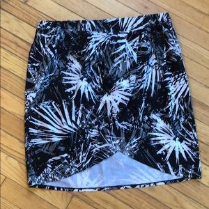 Fabletics wrap style skirt.